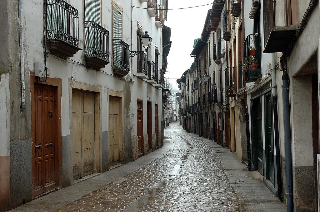 Apartamentos El Camino Villafranca Del Bierzo Eksteriør billede